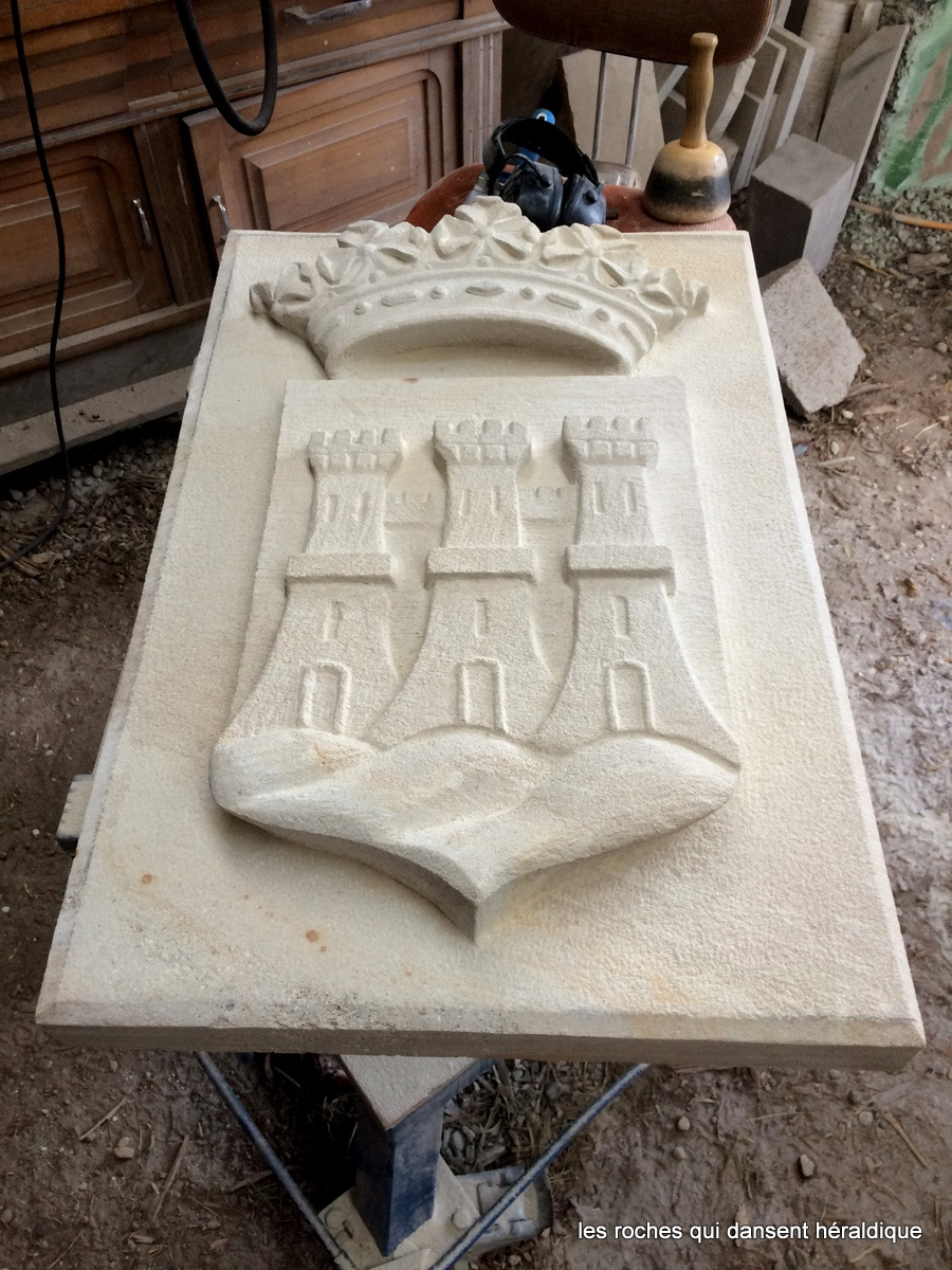 Blason. Les roches qui dansent