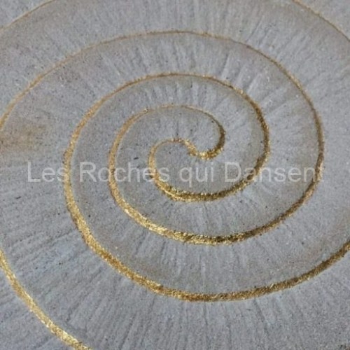 art périnatal. les roches qui dansent