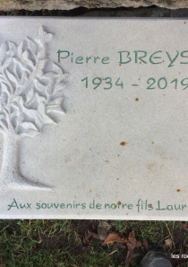 plaque funéraire sur-mesure