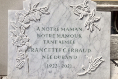 plaque marbre gravée. Les roches qui dansent